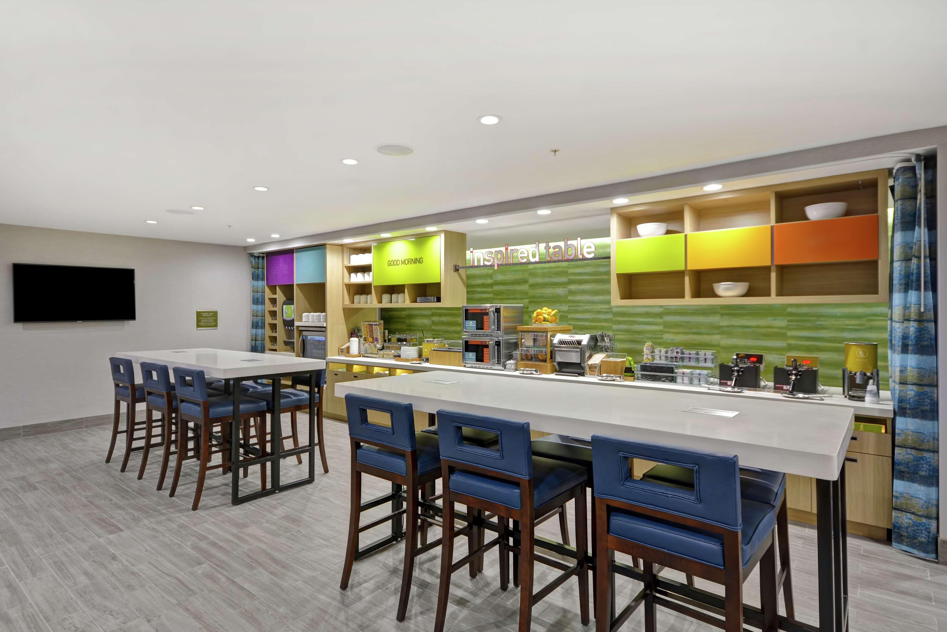 Home2 Suites By Hilton Grand Rapids North Walker Екстериор снимка