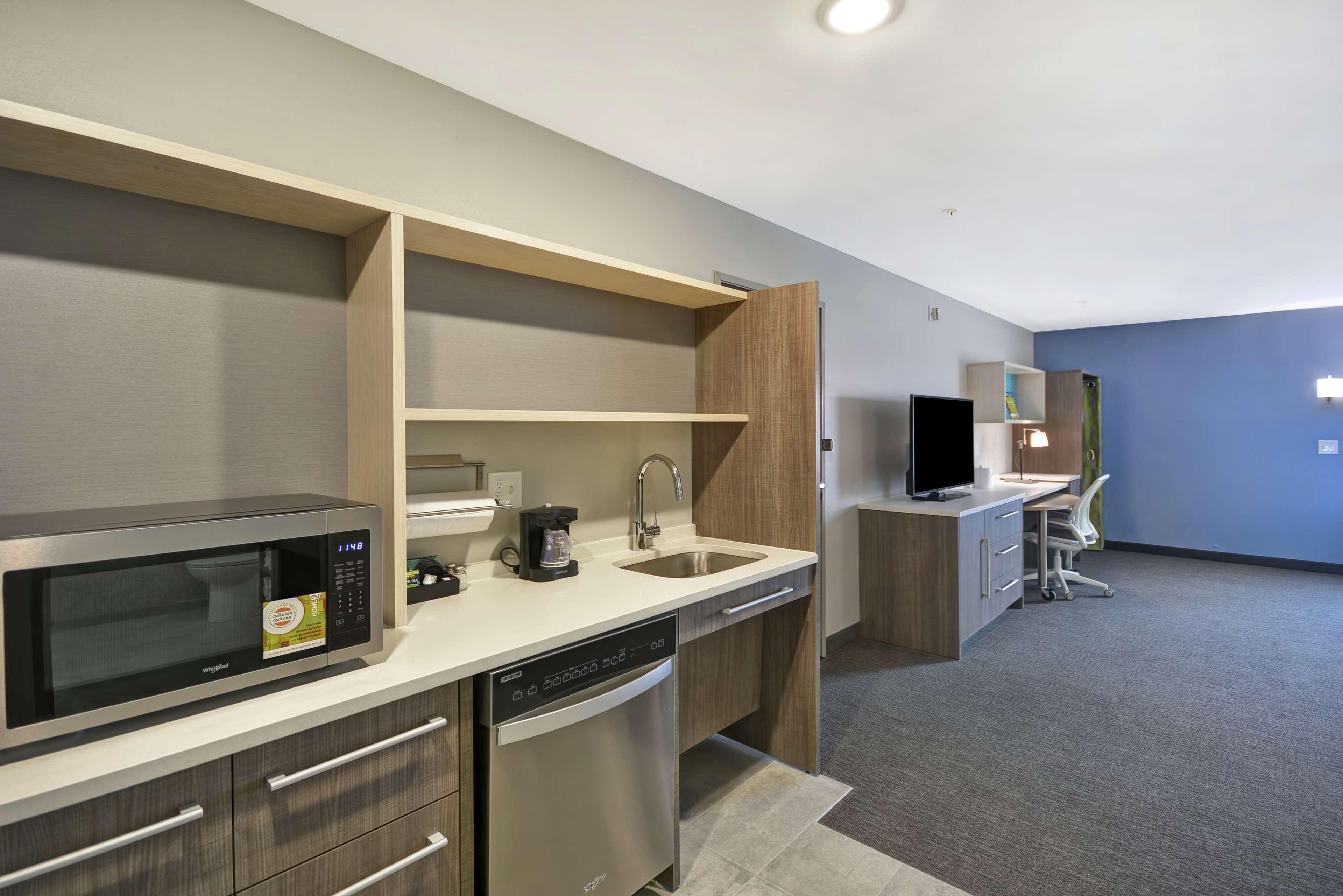 Home2 Suites By Hilton Grand Rapids North Walker Екстериор снимка