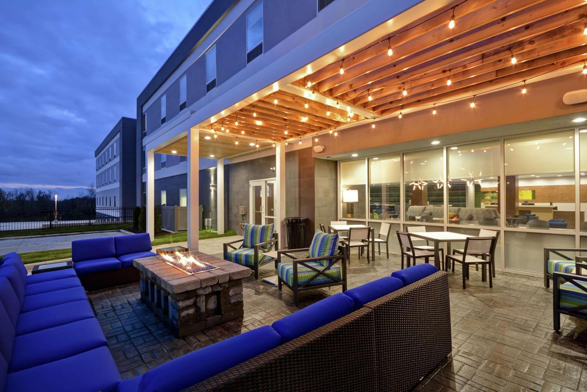 Home2 Suites By Hilton Grand Rapids North Walker Екстериор снимка