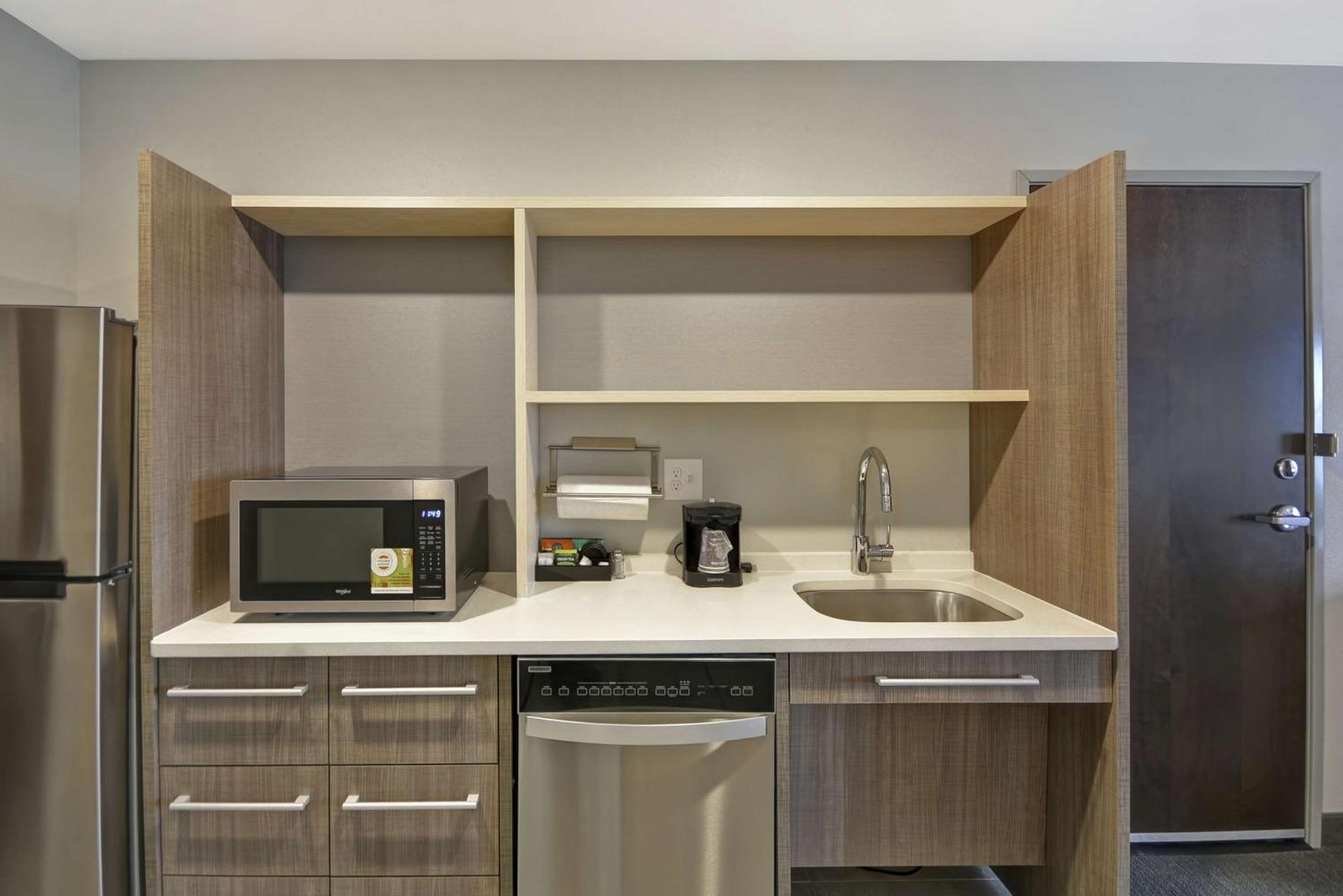 Home2 Suites By Hilton Grand Rapids North Walker Екстериор снимка